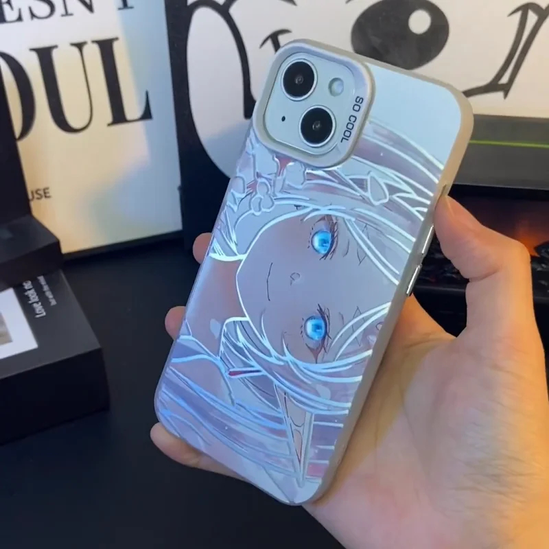 Coque Frieren Elfe Kawaii iPhone — détail 3
